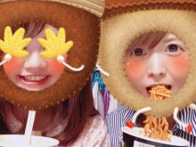 カップ麺食べる